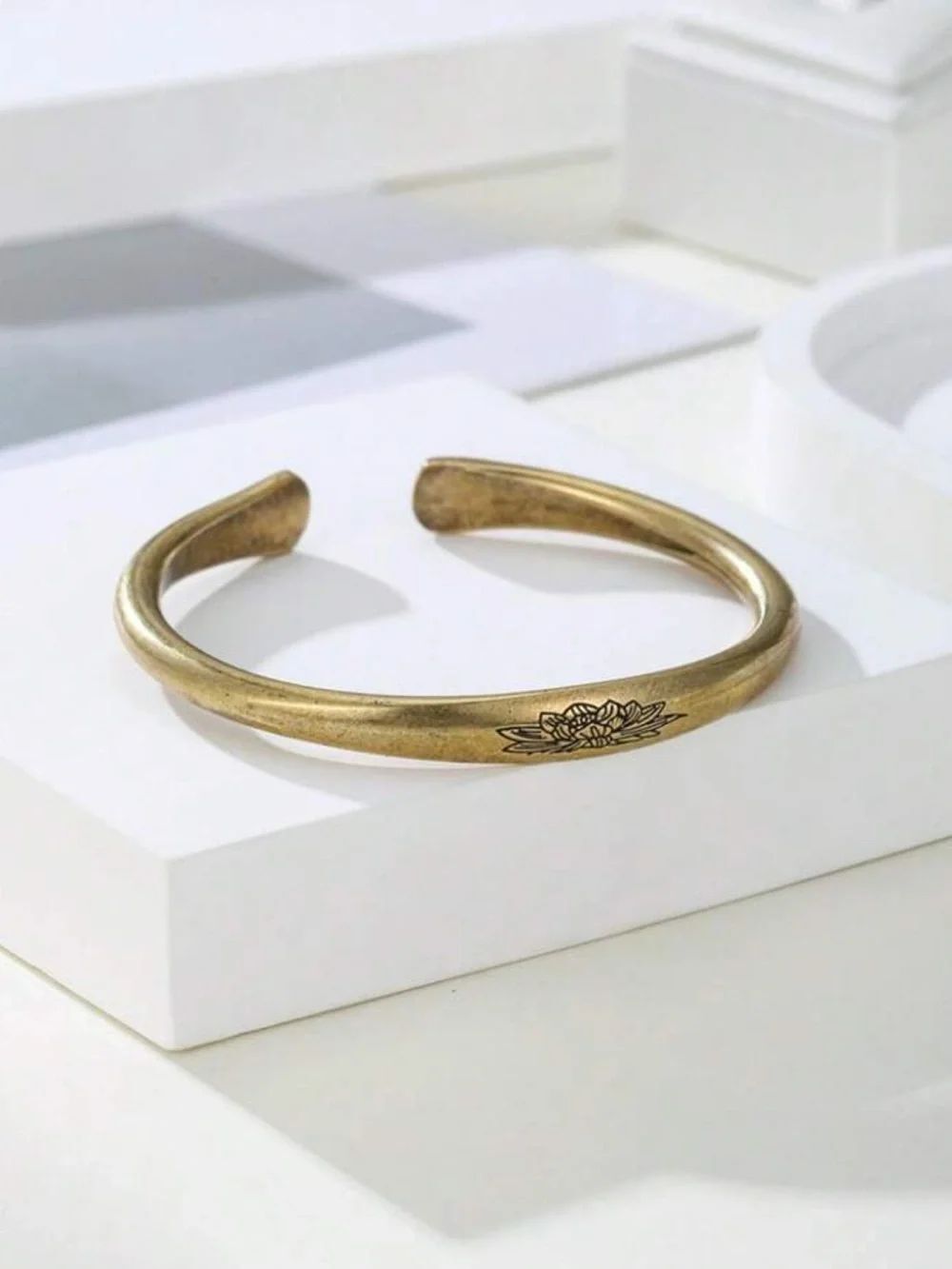 Lotus Cuff Bracelet N2432